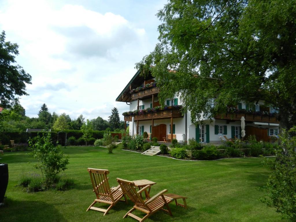 Landhaus Marinella Hotel Garni Bad Wiessee Exteriör bild